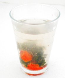 他の写真2: 【送料無料】めかぶ茶7０ｇ ３袋  簡単 お湯を注げば出来上がり！ 玉子スープ暑い時の塩分補給にも 