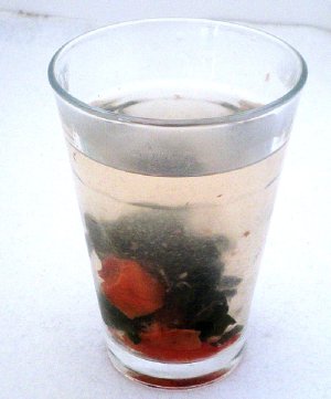 画像9: 【送料無料】めかぶ茶300g 2袋 めかぶ 乾燥 スープ 熱中症対策 塩分補給 食物繊維・フコイダンを含む健康茶 アルミ製チャック式袋入り