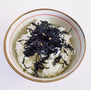画像9: 味彩海道 あらめっこ５０ｇしそ風味 ・国産ひじきふりかけ５０ｇ　お試し用に