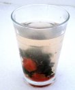 画像7: 【送料無料】めかぶ茶6０ｇ ５袋 約１00杯分   めかぶ茶を独自のブレンドで飲みやすく味付け。お湯を注ぐだけで簡単に食物繊維・フコイダンを含む健康茶